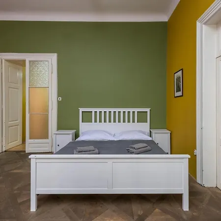 U Jindrisske Veze Hotel